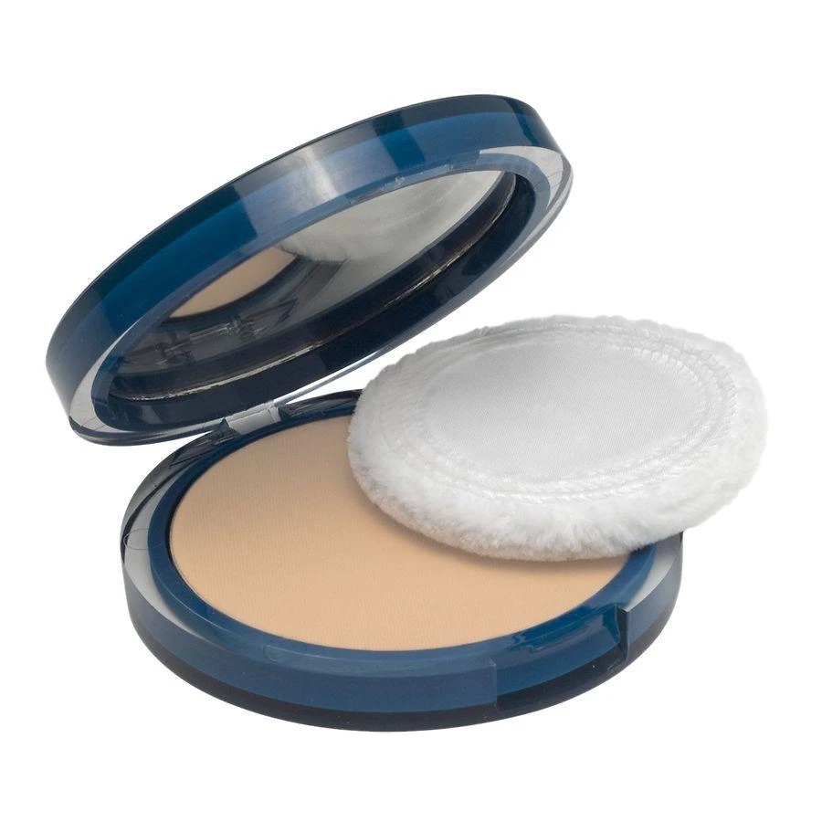 CoverGirl Clean Oil Control Compact Pressed Powder