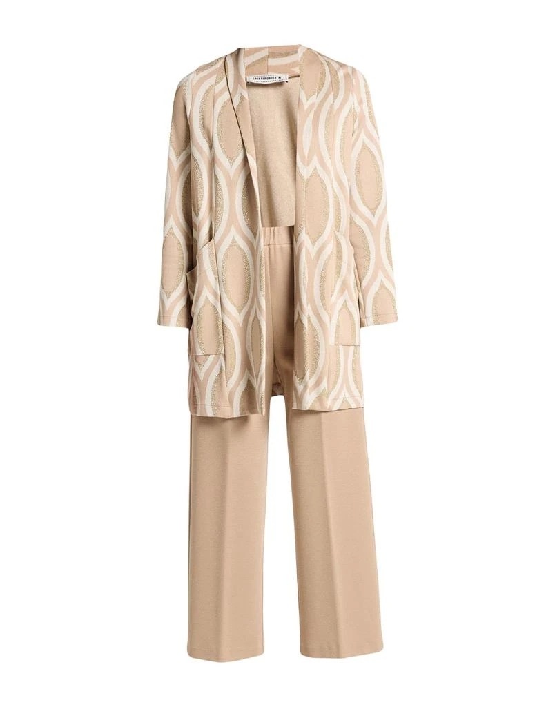 SHIRTAPORTER Suits
Sets
