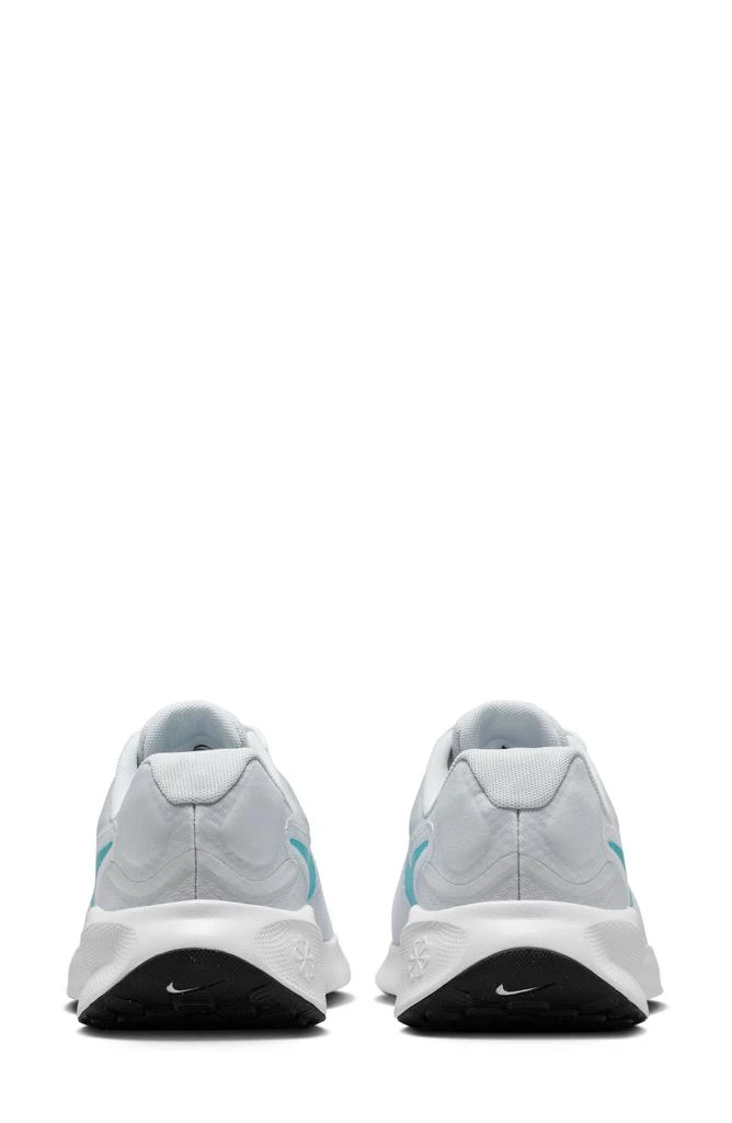 NIKE Revolution 7 Running Shoe - Wide Width 2
