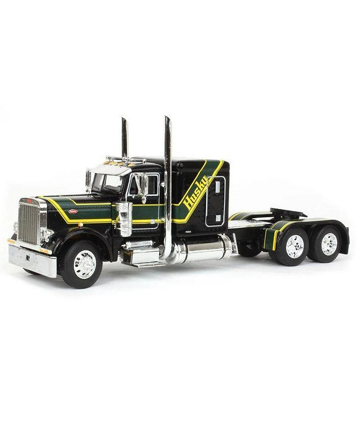 First Gear 1/64 Black Husky Peterbilt w/ Fontaine Renegade Lowboy & Husky Manure Spreader, DCP - 14 Years+ 3