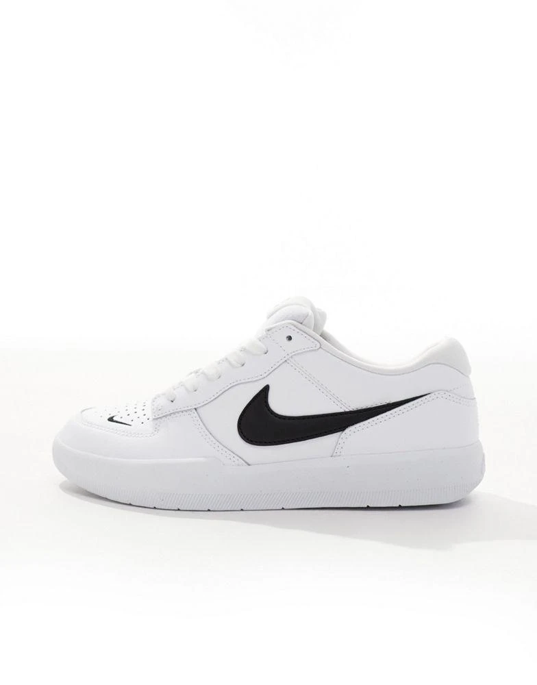 NIKE Nike SB Force 58 trainers in white and black 2