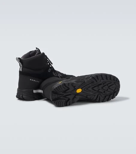 Oakley Vertex suede hiking boots 7