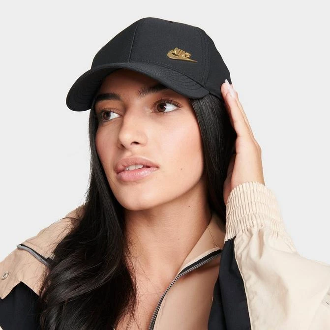 NIKE Nike Dri-FIT Club Structured Metal Logo Strapback Hat 1