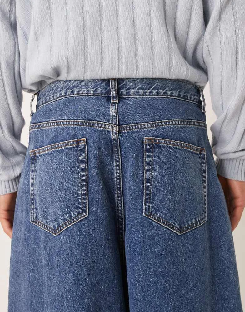 ASOS ASOS DESIGN oversized baggy jeans in mid wash blue 4