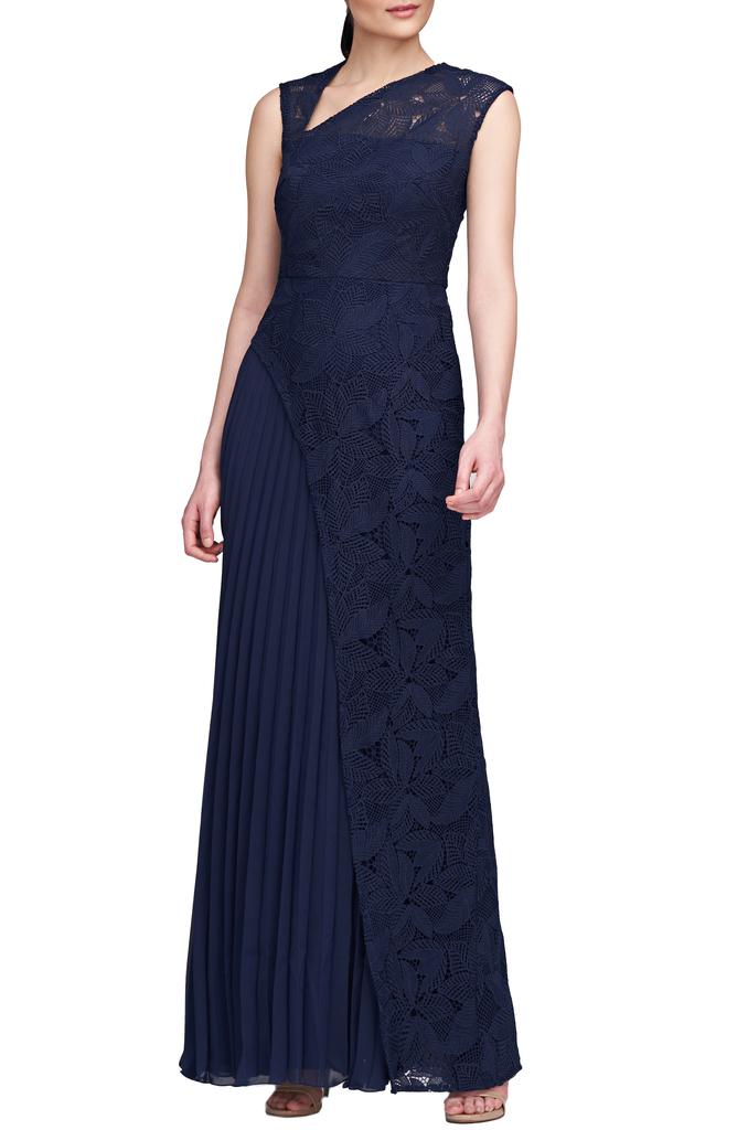 Kay Unger Dianna Lace Pleated Gown
