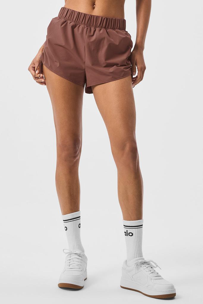 Alo Cinch It Up Short - Chestnut - Shorts - Compare Prices