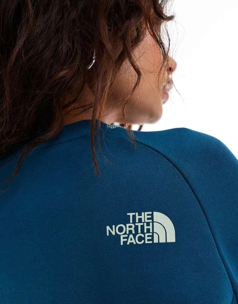 The North Face The North Face Hakuun contrast stitch logo sweatshirt in navy 2