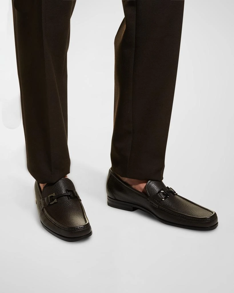 Salvatore Ferragamo Men display picture 1