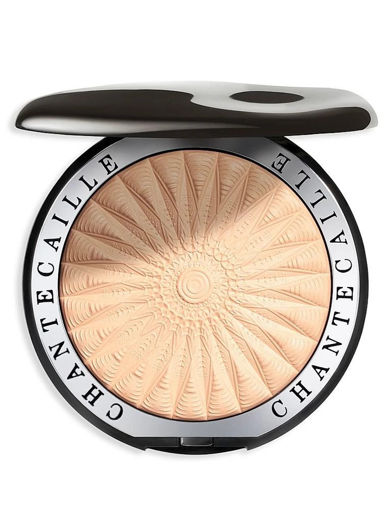 Chantecaille Perfect Blur Finishing Powder in Light/Medium