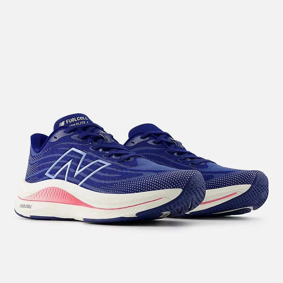 New Balance FuelCell Walker Elite 2
