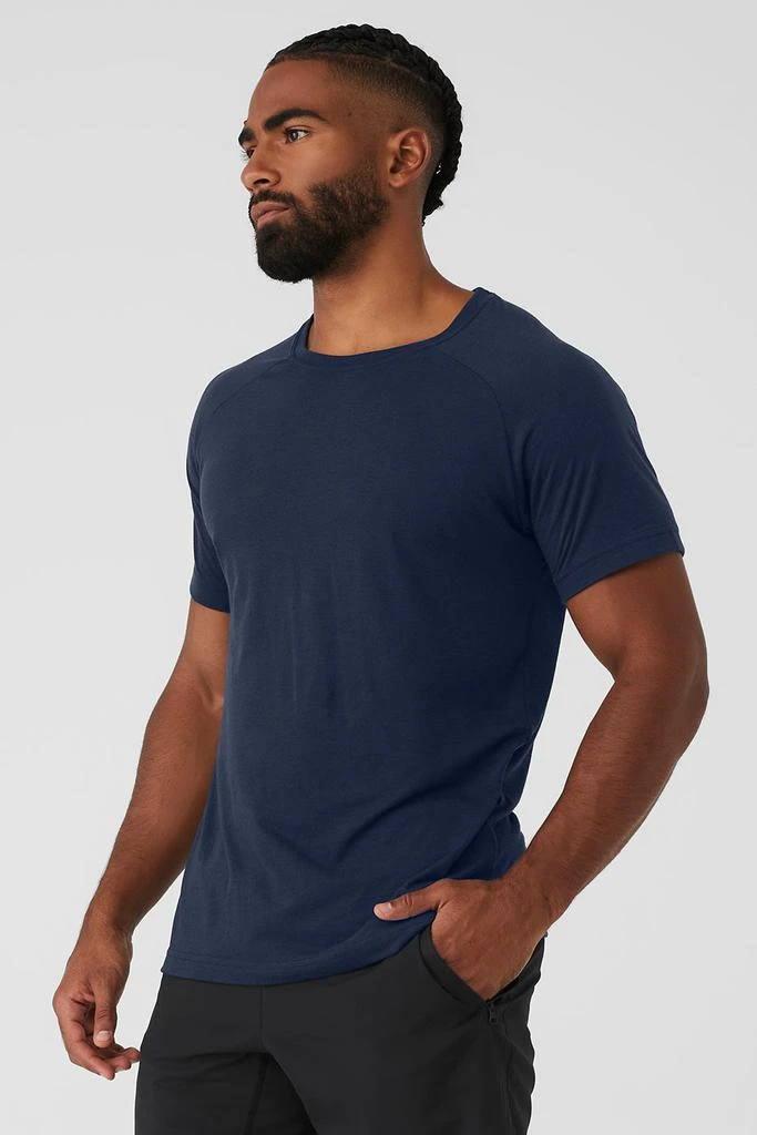 Alo Triumph Raglan Tee - Navy 3