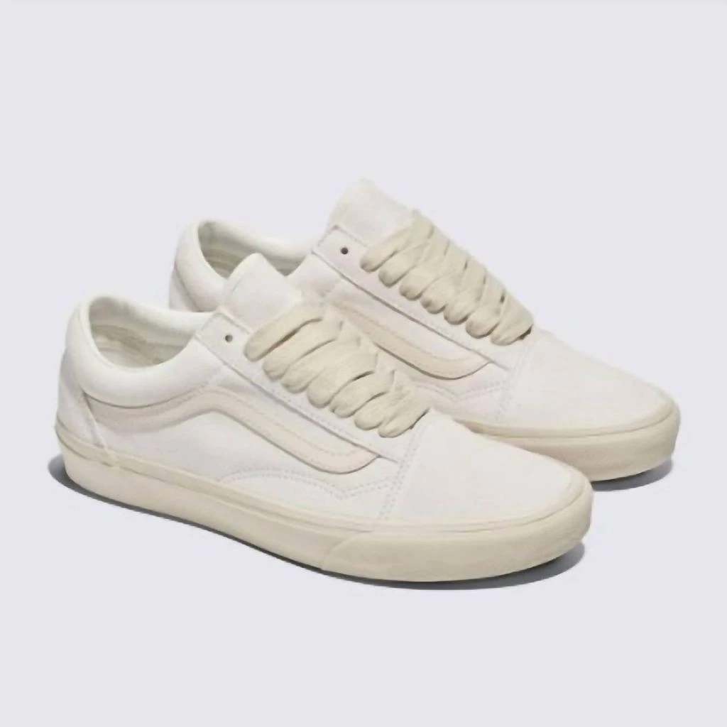 Vans Vans - Men
s Old Skool Oversized Lace Shoe
