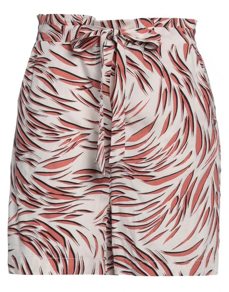 GARCIA Shorts & Bermuda 1
