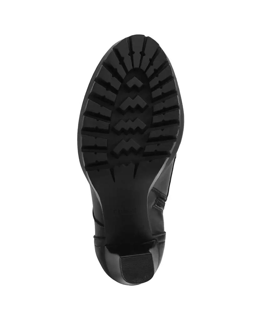 GUESS Women's Tanisa Heeled Lace-Up Platform Hikers Booties 5