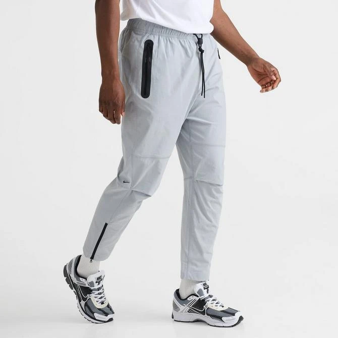 NIKE Men's Nike Tech Woven Pants 3