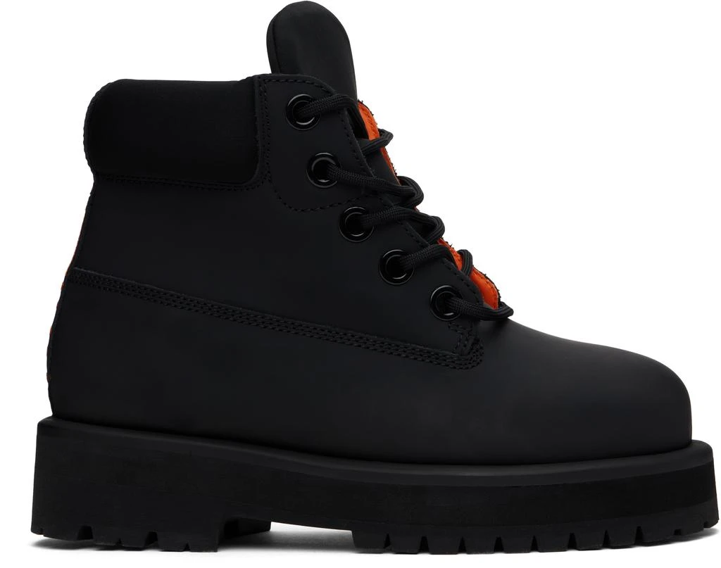 PDF Black Strada Boots 1