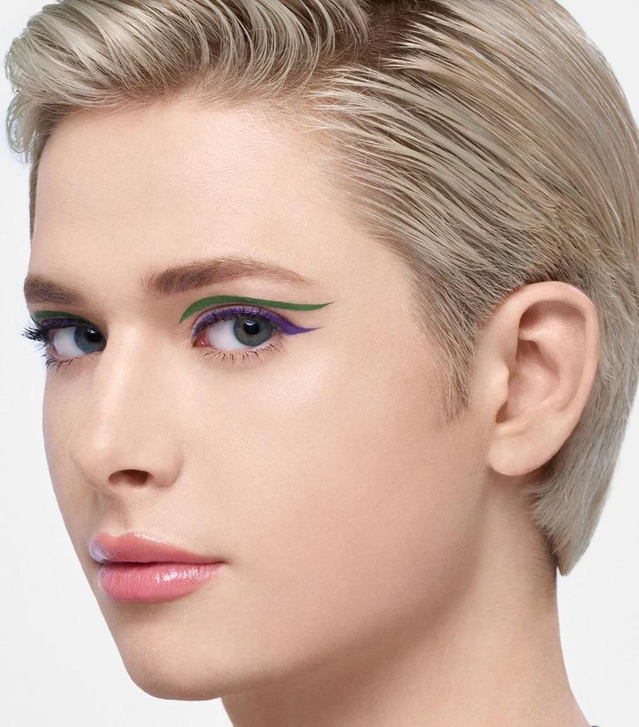 Dolce & Gabbana That’s My Line! 24H Lasting Waterproof Eyeliner 3
