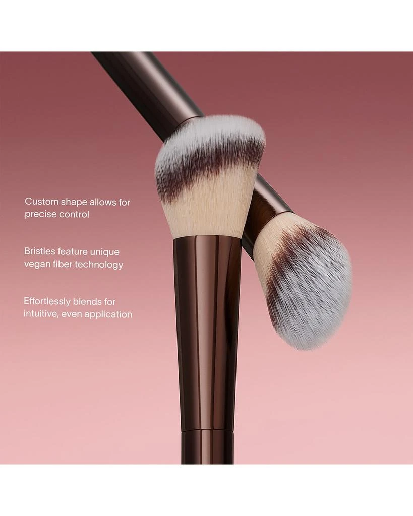 Hourglass Cosmetics No. 15 Blush Brush 3