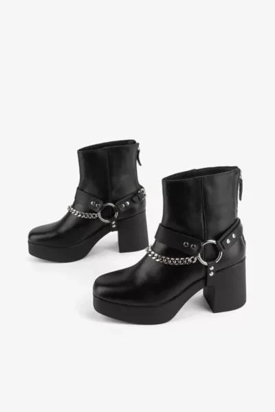 Intentionally Blank Intentionally Blank Anvil Boot Harness 4