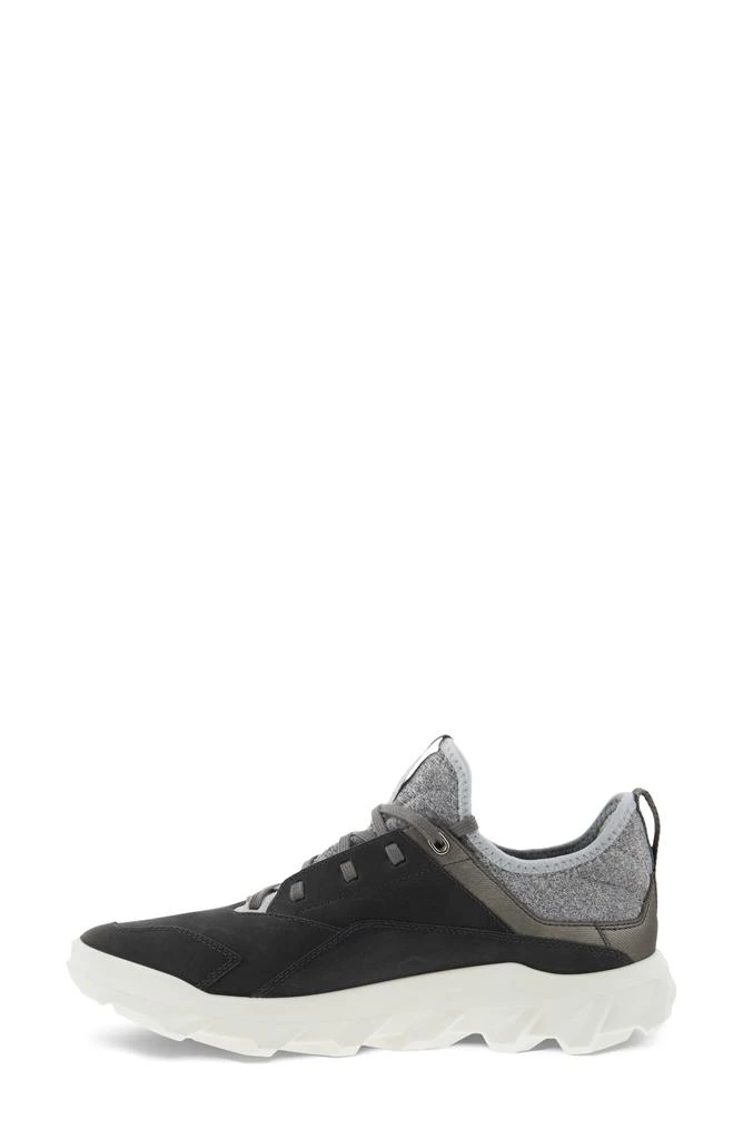 ECCO MX Lace-Up Sneaker 2