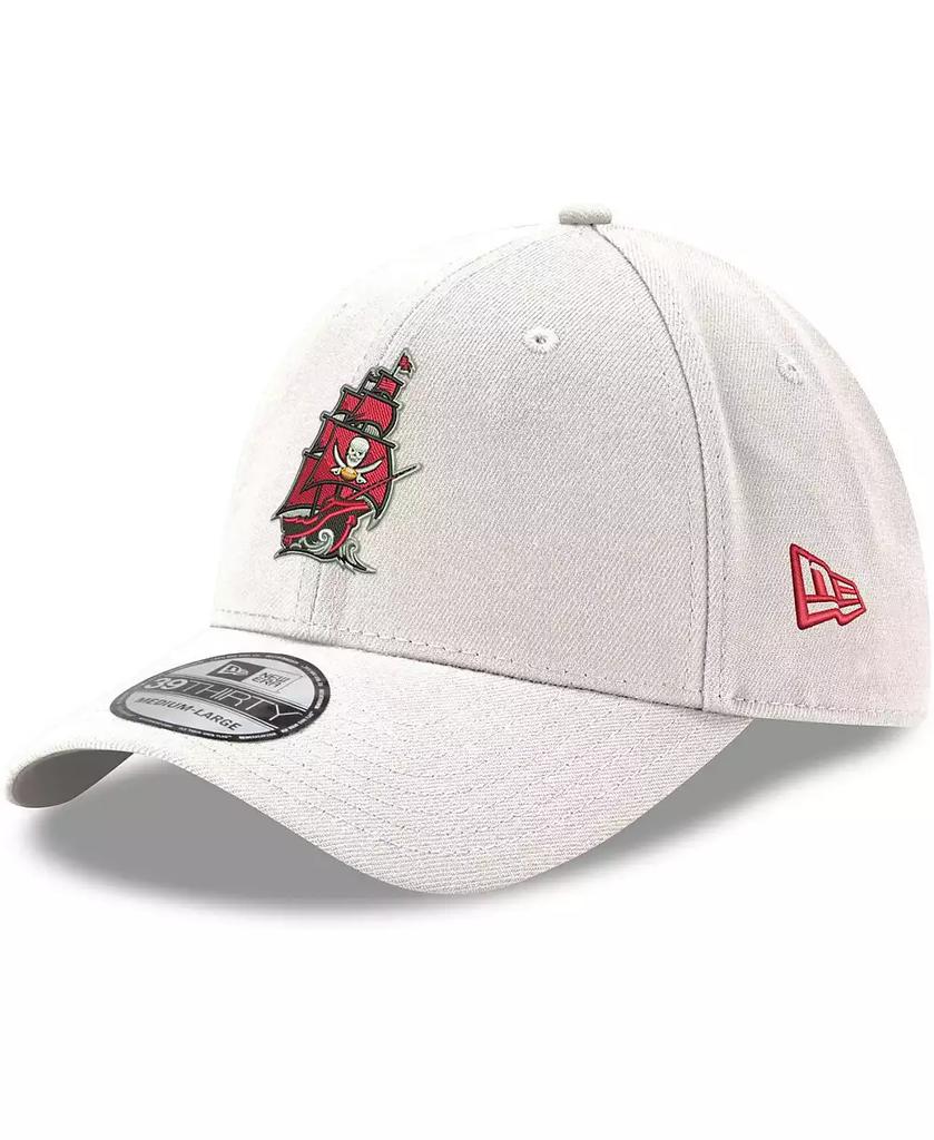 New Era Men's White Tampa Bay Buccaneers Alternate Logo Iced II 39THIRTY Flex Hat