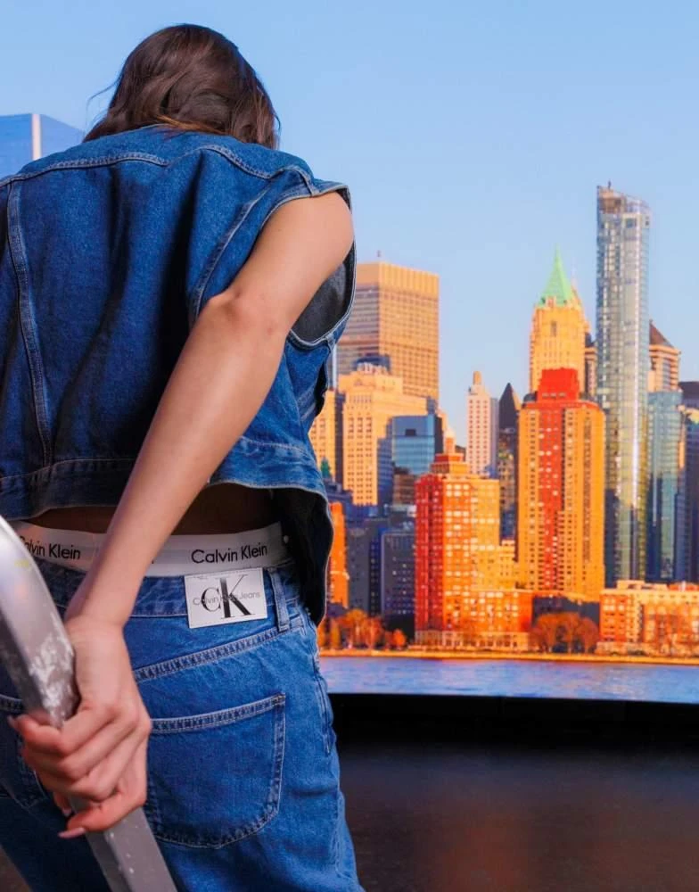 Calvin Klein Calvin Klein Jeans 90's straight jean in mid wash 2