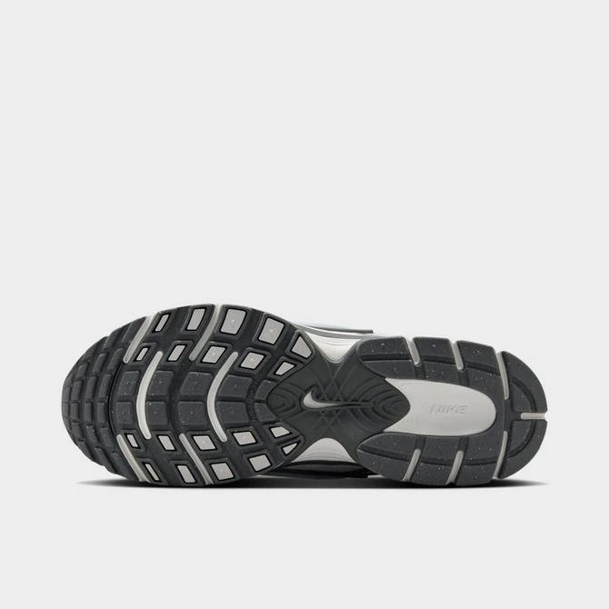 NIKE Women's Nike V5 RNR Casual Shoes 11