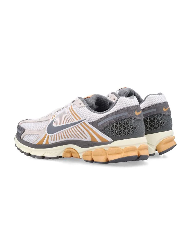 NIKE Nike Zoom Vomero 5 4