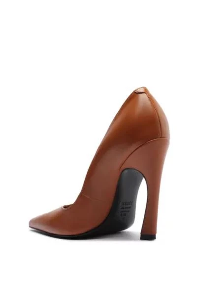 Schutz Schutz Lexi Pump Heel 2