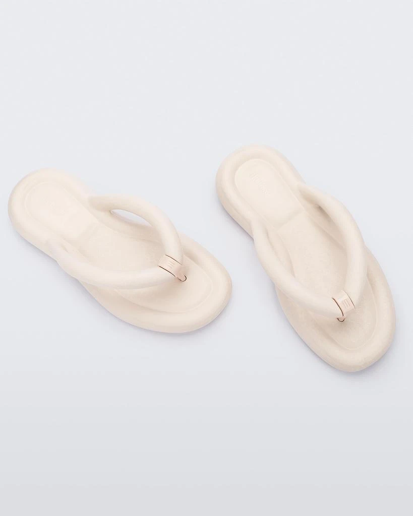 Melissa Tongs Free - Beige 5