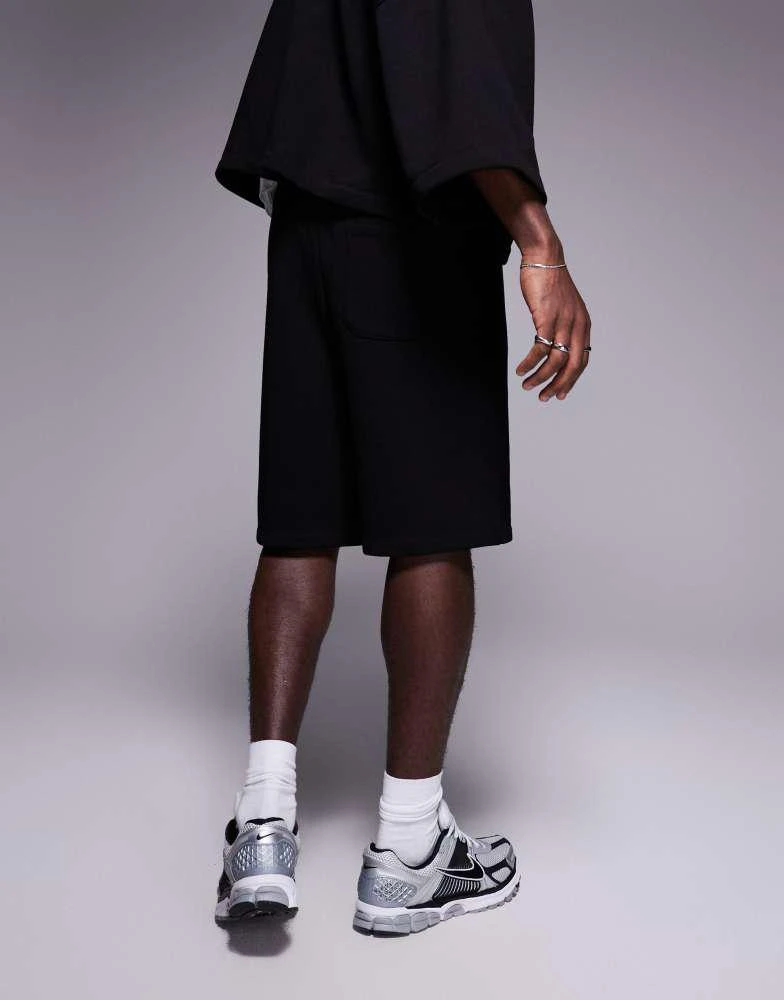 ASOS ASOS DESIGN oversized co-ord shorts in black 2