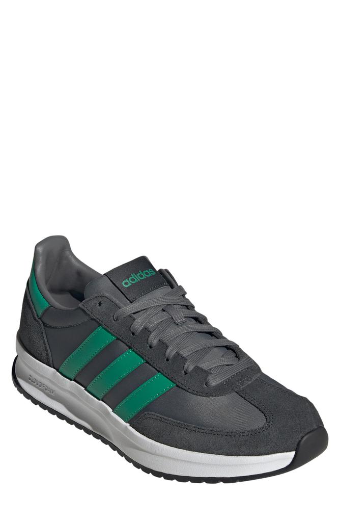 Adidas Run 72 Sneaker