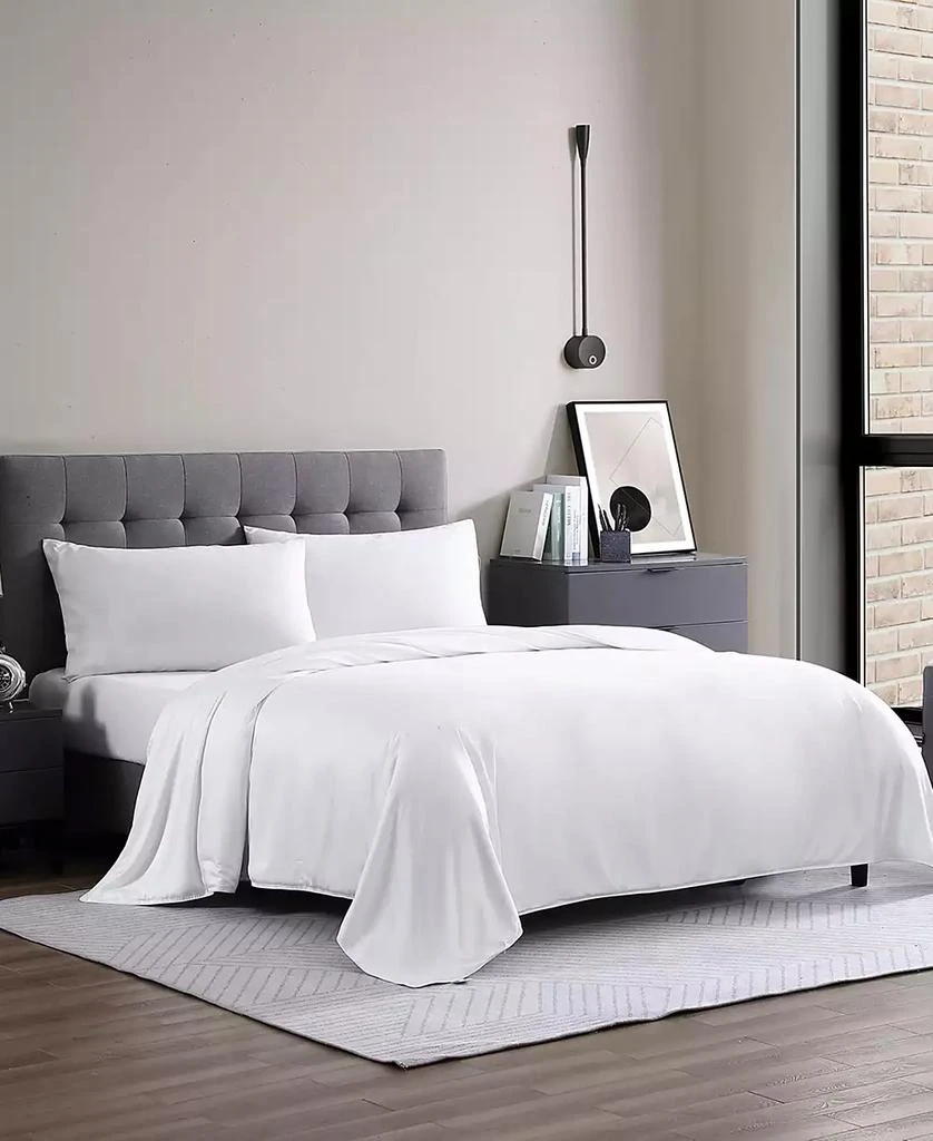 Martha Stewart Light Warmth Silk Filled Comforter 2