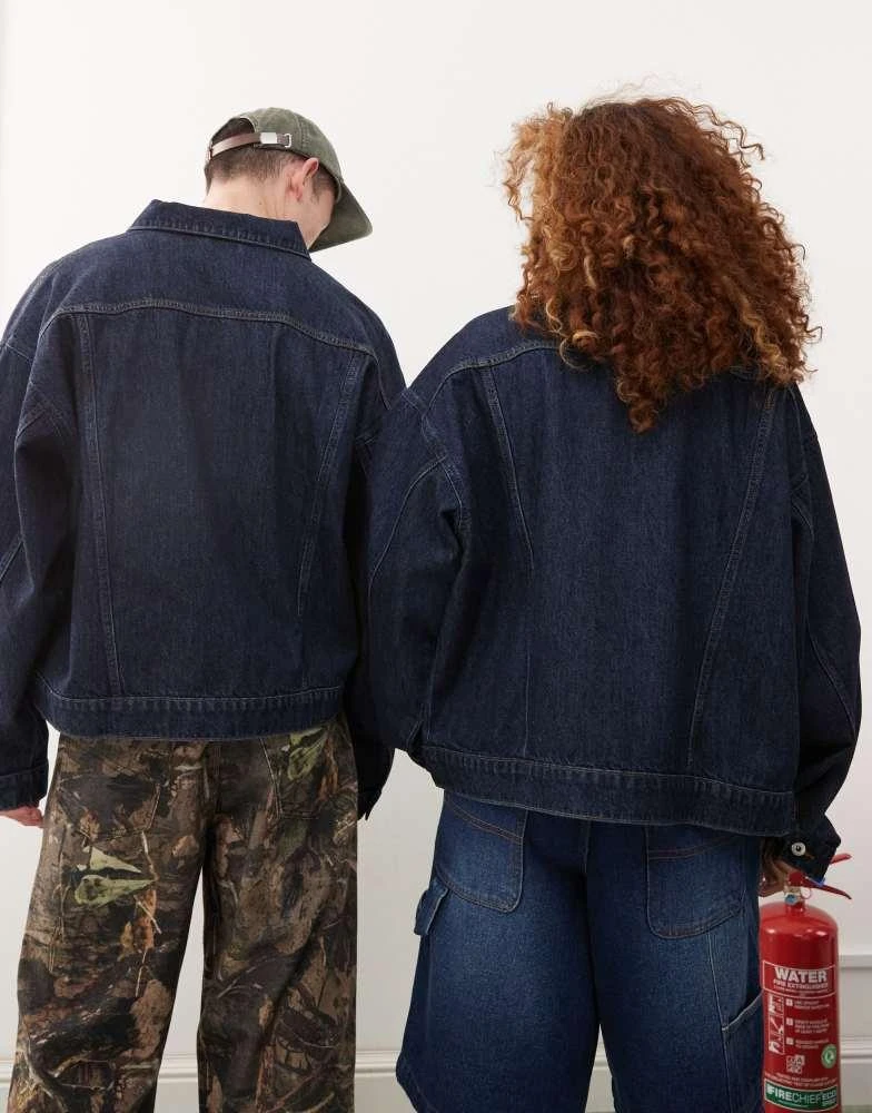 COLLUSION COLLUSION Unisex denim trucker jacket in rinsewash 4