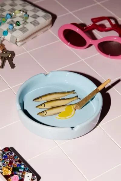 Urban Outfitters Sardine Ashtray 1
