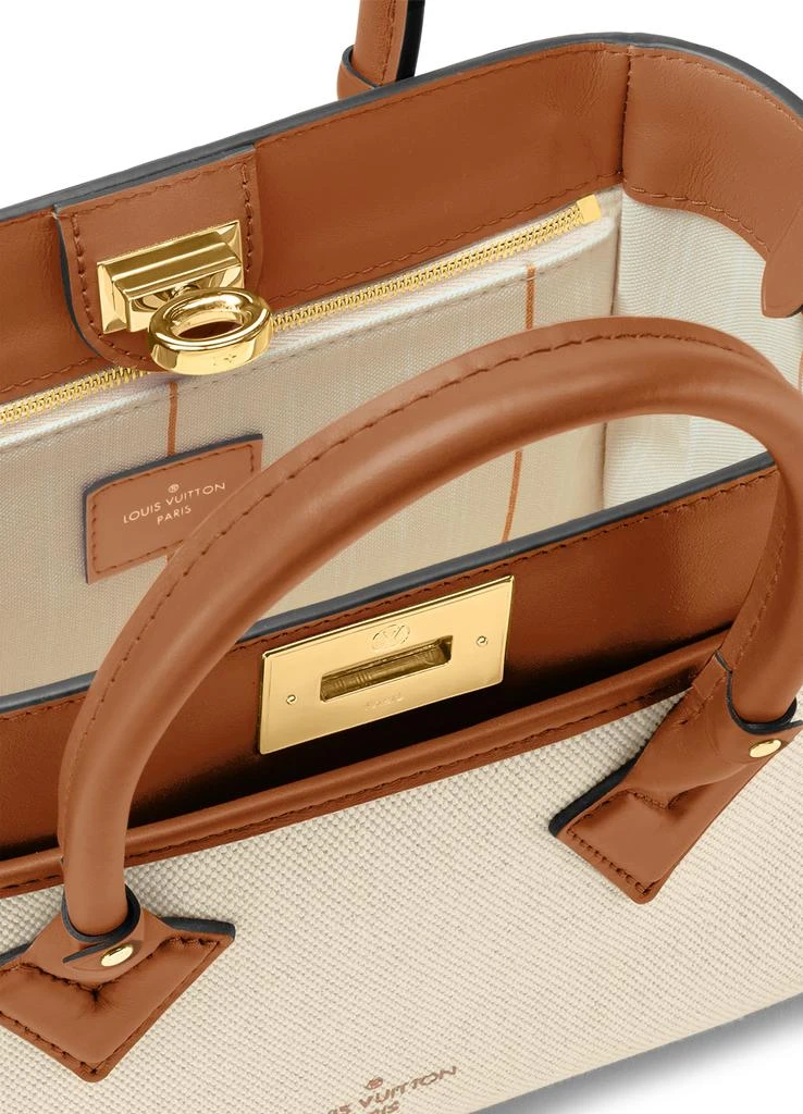 Louis Vuitton On My Side PM 8