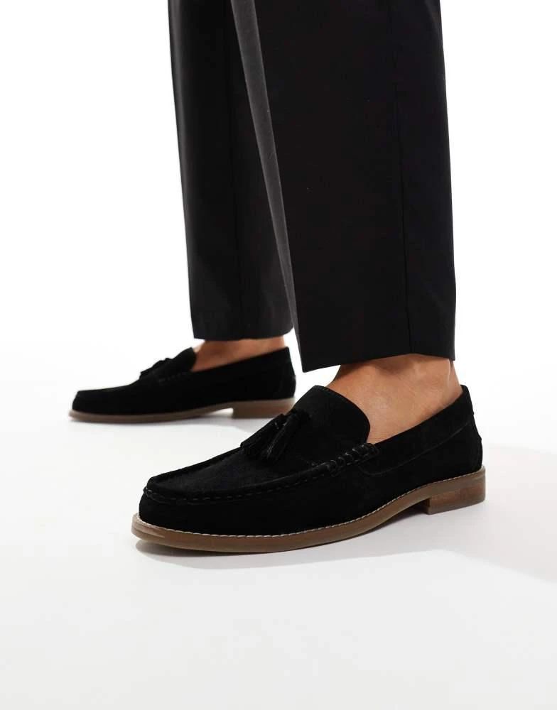 ASOS ASOS DESIGN tassel loafers in black suede with natural sole 5