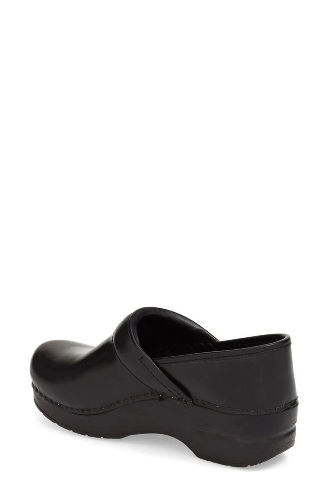 Vince Camuto 
Professional
 Clog 2