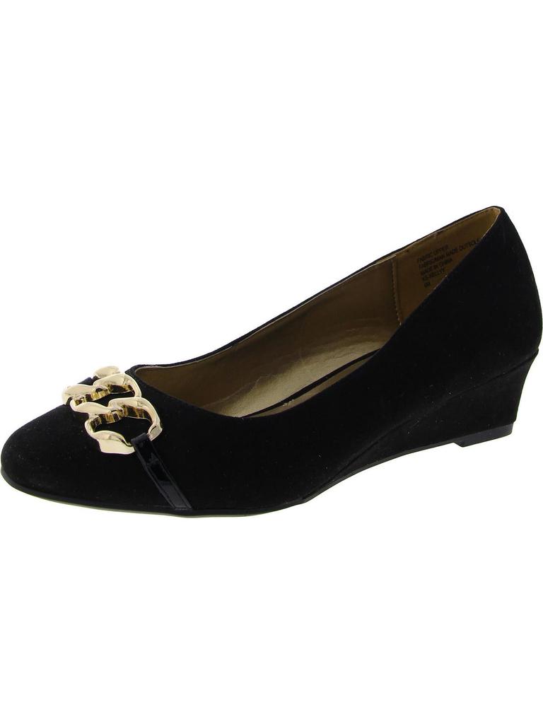 Karen Scott Womens Chain Wedge Wedge Heels