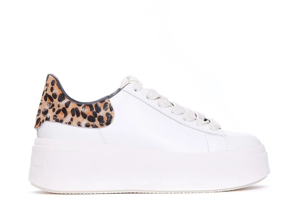 Ash Moby Sneakers 1