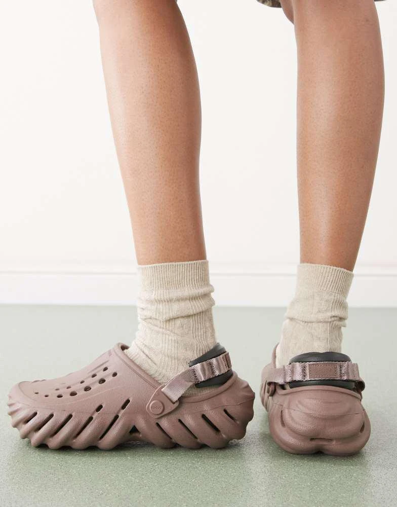 Crocs Crocs Echo clogs in truffle 4