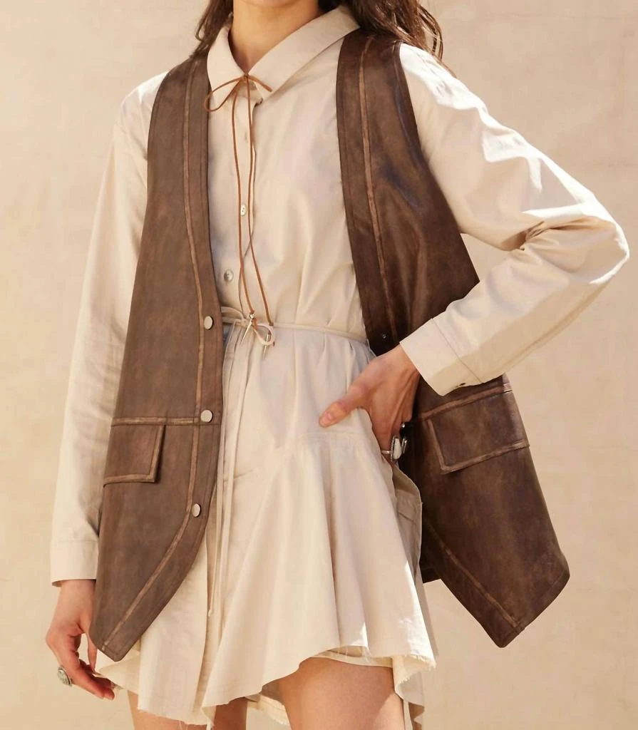 PROMESA Promesa - Vegan Leather Snap-front Vest