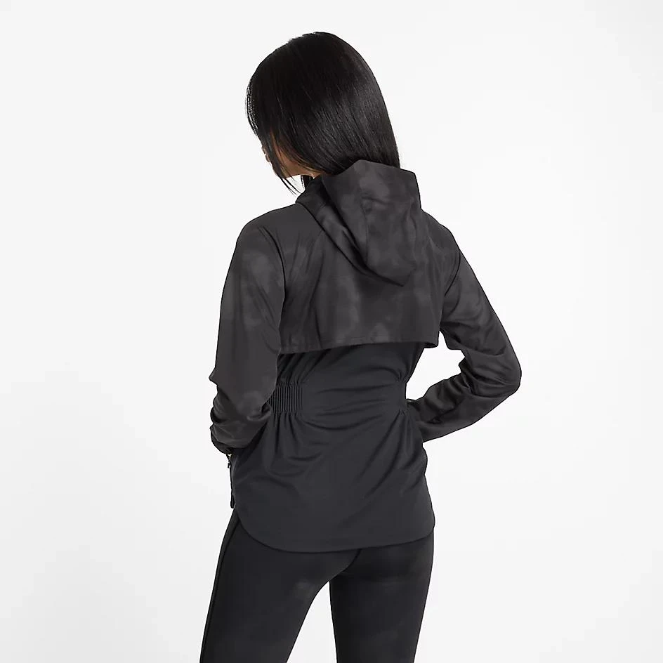 New Balance Reflective Woven Jacket 4