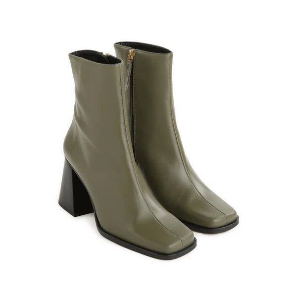 Moon Boot Leather ankle boots 1