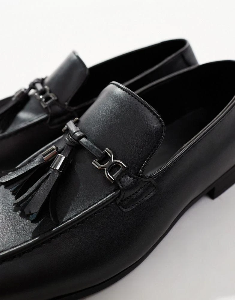 ASOS ASOS DESIGN loafers in black with tassel detail 4