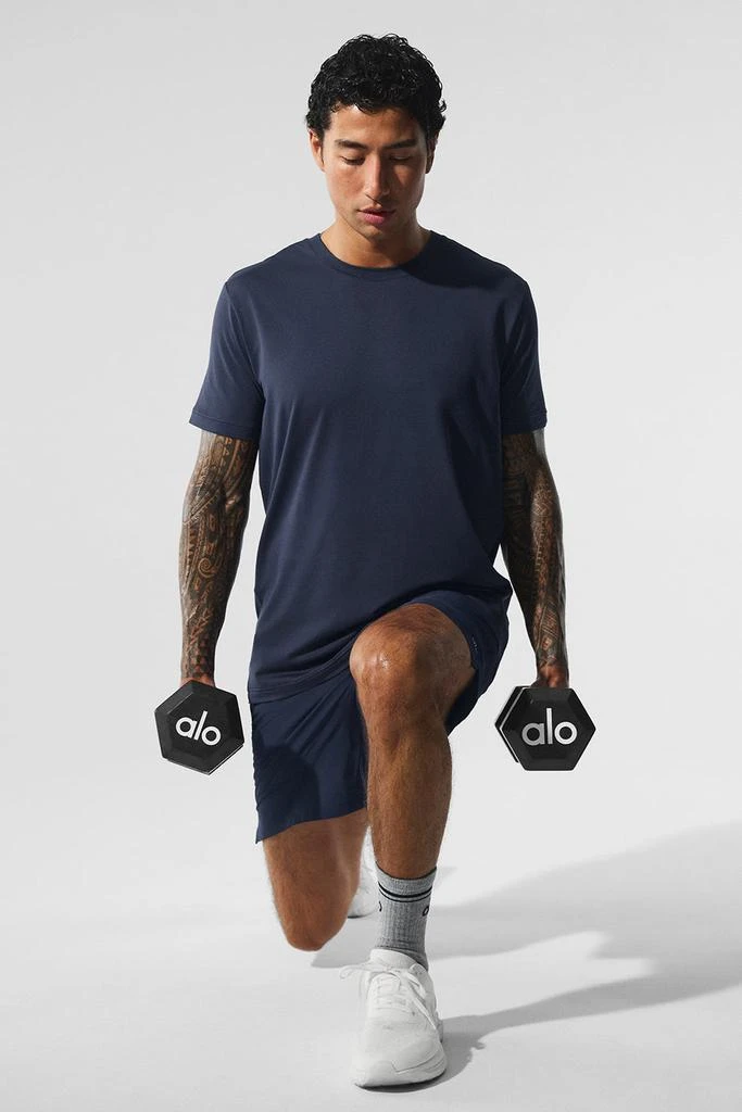 Alo Conquer Reform Crewneck Short Sleeve - Navy 4