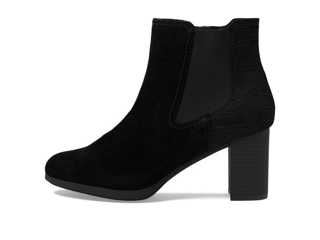 Clarks Bayla Rose 4