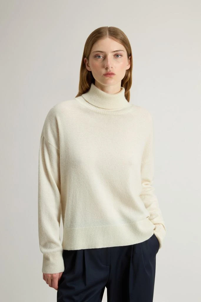 Woolrich Turtleneck Sweater in Virgin Wool and Cashmere Blend - Women - Black 1