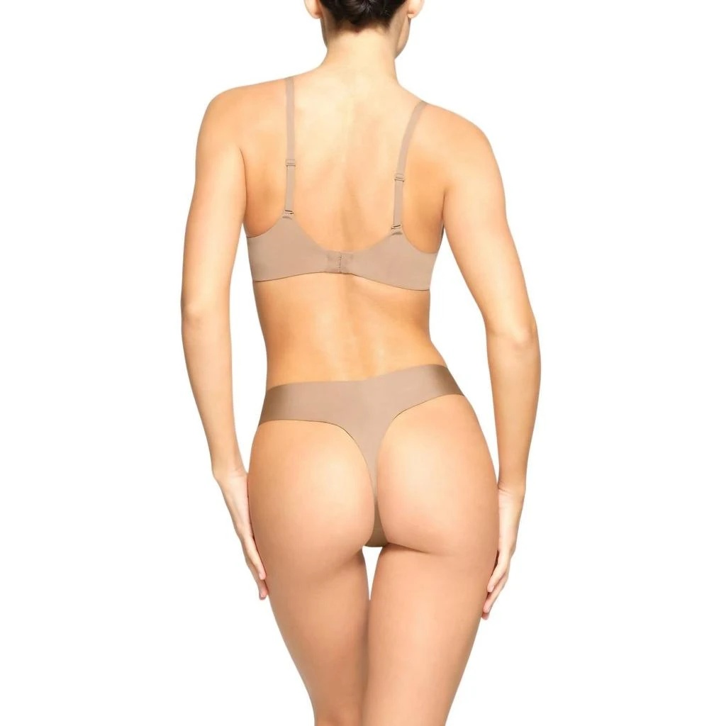 SKIMS Skims - Wireless Form Push up Bra 3