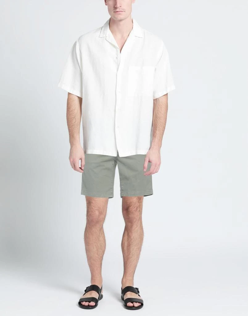 MP MASSIMO PIOMBO Shorts & Bermuda 2